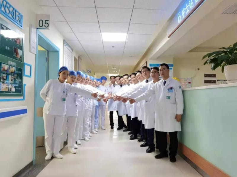 “情同手足”，為患者重塑“鋼筋鐵骨” ——記黔西南州人民醫院手足顯微外科