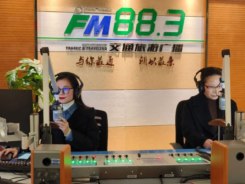 883《健康頭等艙》|中醫(yī)科主任滕英華做客直播間科普中醫(yī)養(yǎng)生知識(shí)